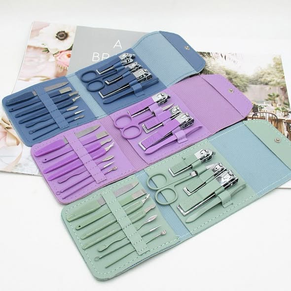 🧰 16pcs Stainless Steel Nail Cutter Tool Set – Pedicure (Nail Clippers)